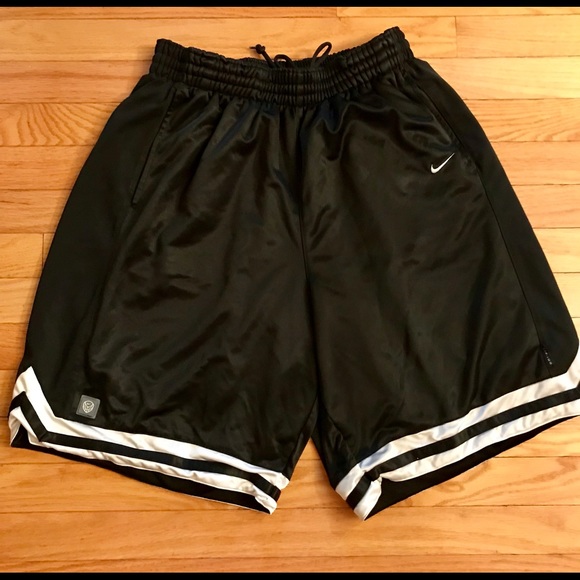 nike dri fit shorts xl